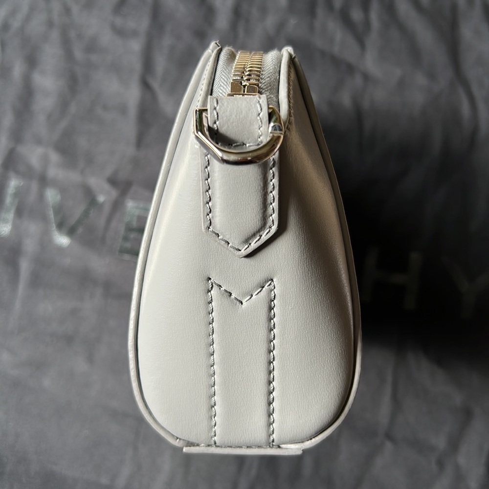 Givenchy Nano Antigona Leather Crossbody Bag Gray - Picture 11 of 12